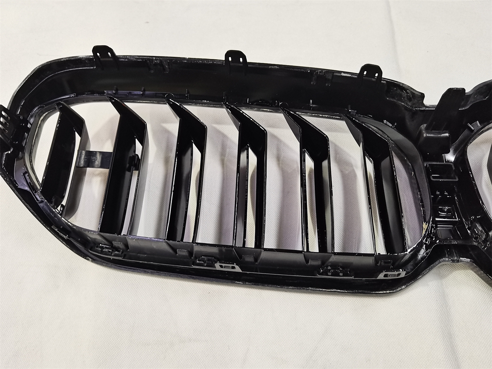 Suitable for Bmw 5 Series G30G38 Carbon Fiber Front Grille Modification Dual-Line Grille Integrated Type Original Replacement Style