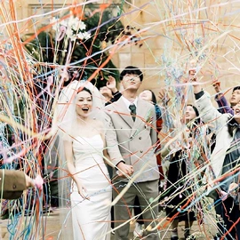 气球;场地布置道具;拉花、彩带