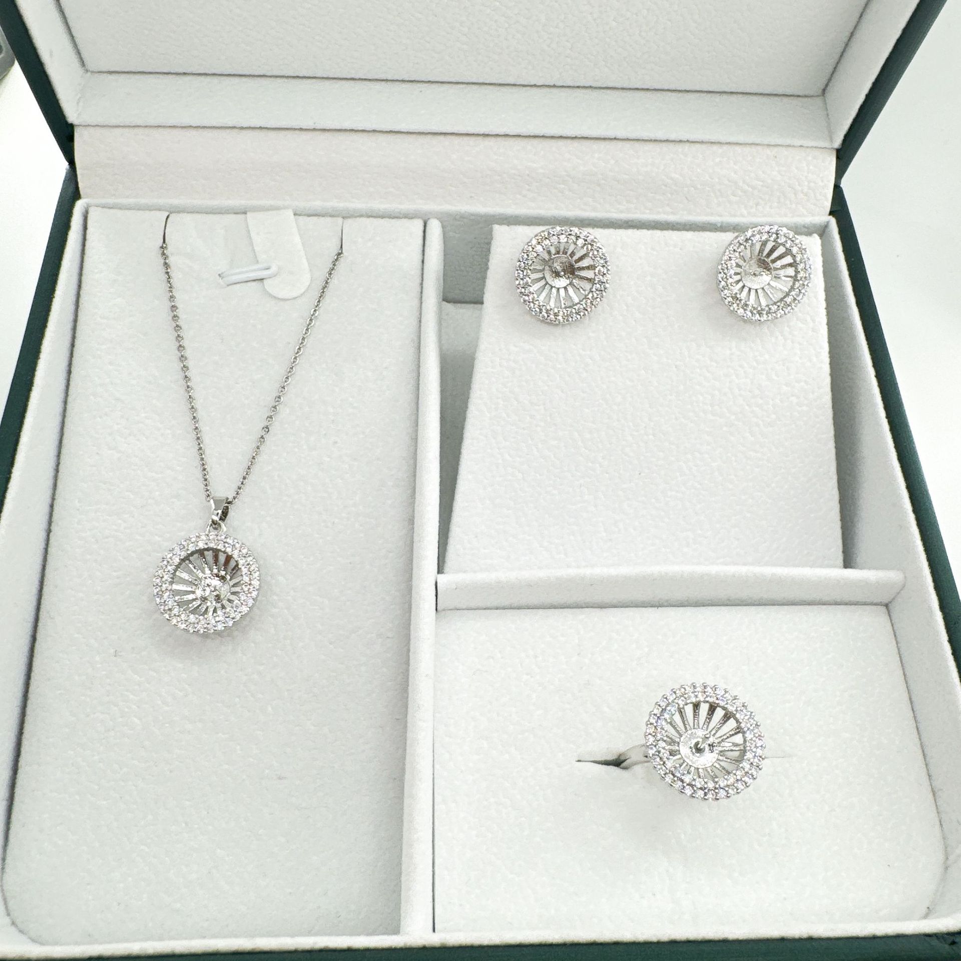 Accesorios de bricolaje estilo de girasol de moda exquisita s925 aguja de plata accesorios de perlas accesorios de soporte vacío hechos a mano accesorios accesorios