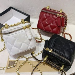 ミニフレグランススタイル菱形刺繍チェーンバッグ、ファッショナブルなショルダークロスボディバッグ、高級感のあるキーバッグ、化粧ポーチ、ボックスバッグ