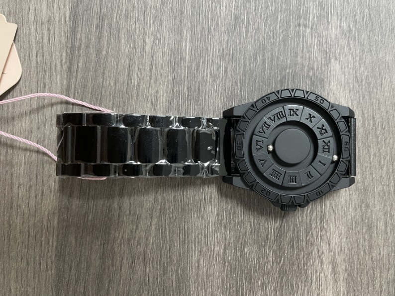 Reloj de pulsera impermeable de levitación magnética unisex_voghion.com