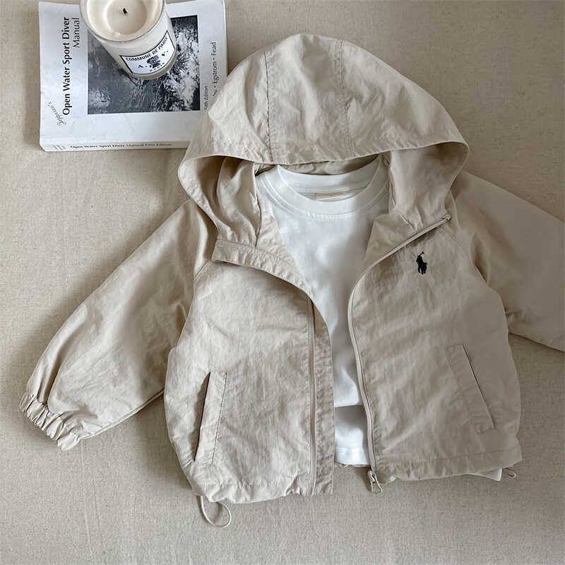 Estrella de los niños chaqueta de otoño nuevo chaqueta con capuchón de color sólido para niños coreanos chaqueta con capuchón marca de moda