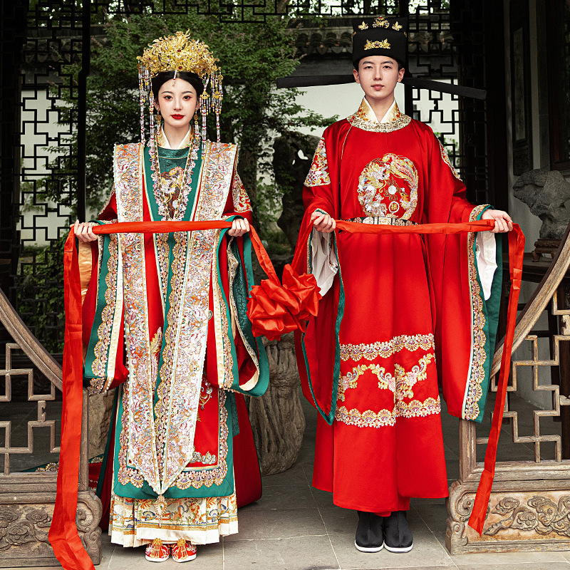 2026 New Style Ming Dynasty Wedding Attire Hanfu Phoenix Crown and Robe Full Set Heavy Craftsmanship Chinese Style Bride Wedding Dress 2026 New Style Ming Dynasty Wedding Attire Hanfu Phoenix Crown and Robe Full Set Heavy Craftsmanship Chinese Style Bride Wedding Dress