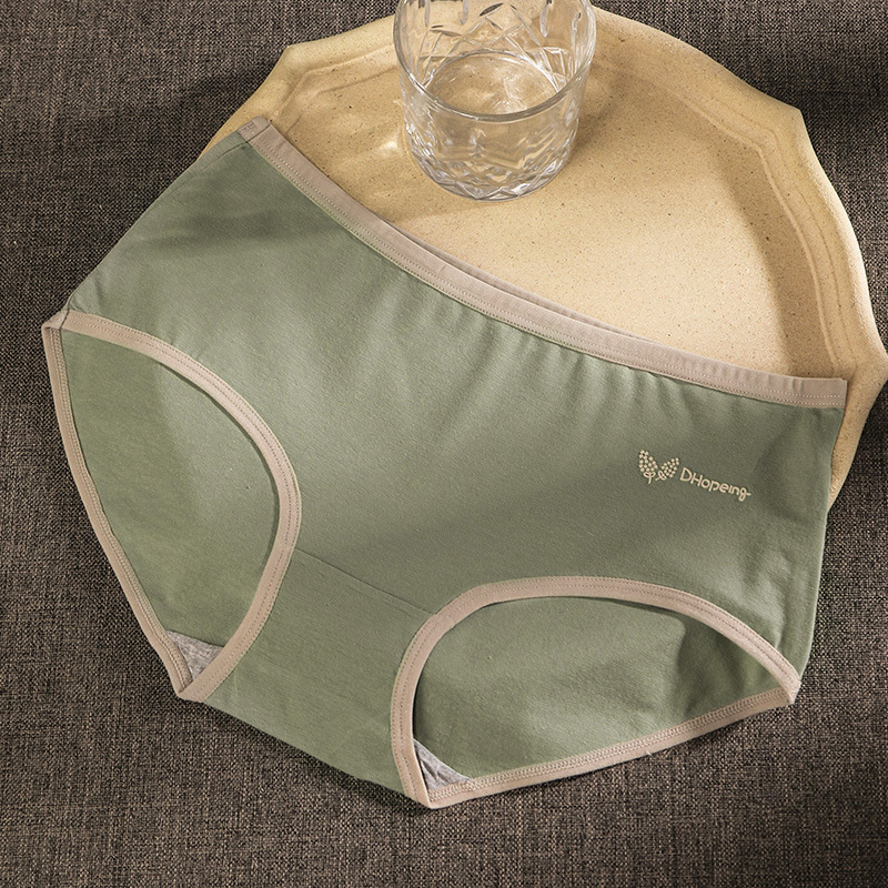 Ropa interior sin costuras de las mujeres de verano fino de algodón puro antibacteriano entrepierna chica estilo japonés de cintura media transpirable pantalones cortos de triángulo de cadera completa