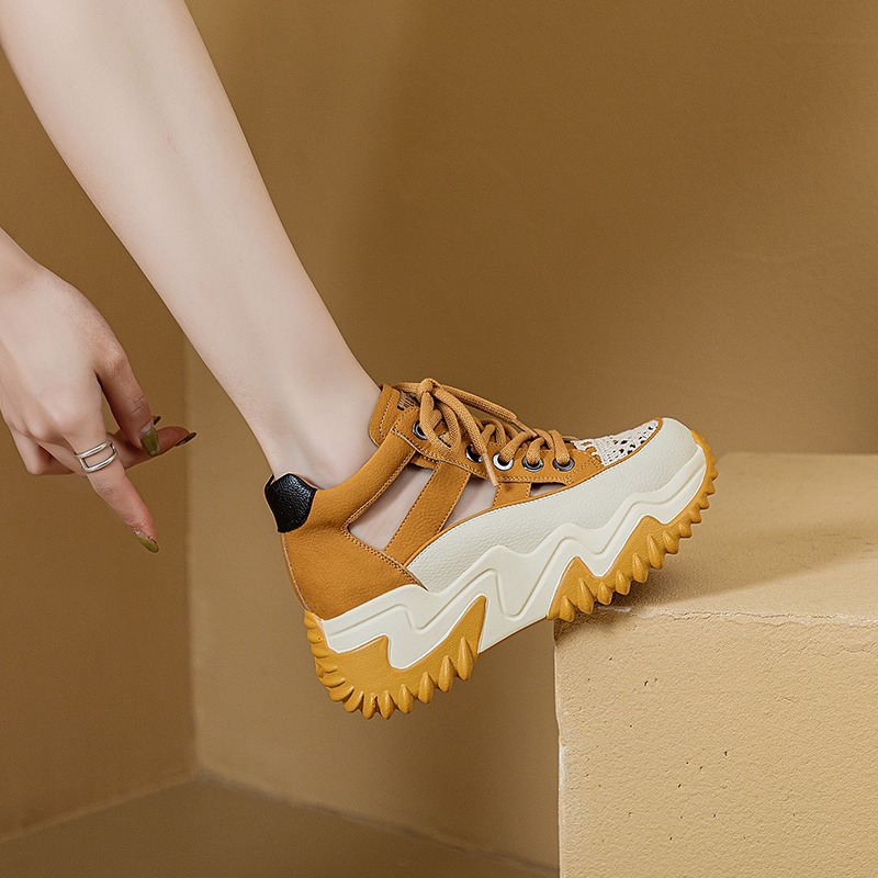 Chaussures en cuir à tube haut pour femmes Sandales creuses pour femmes 2023 été nouvelle tendance chaussures de sport et de loisirs respirantes à semelles épaisses_voghion.com