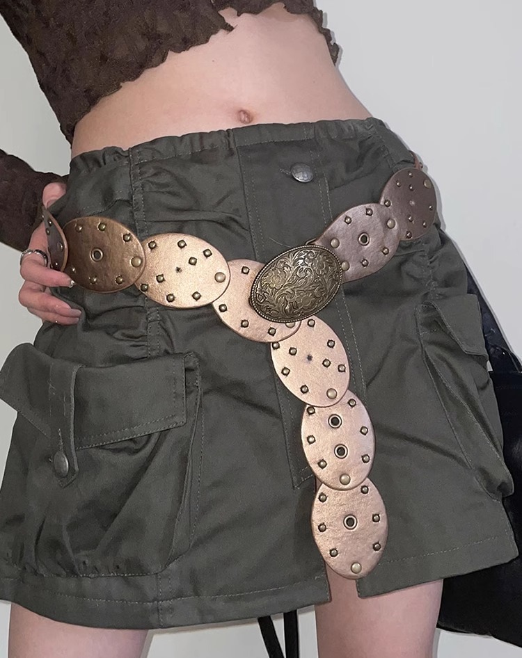 Nouvelle ceinture à rivets pour femmes, édition coréenne, décontractée, cent paires d'accessoires pour jeans, ceinture fine personnalisée haut de gamme punk_voghion.com