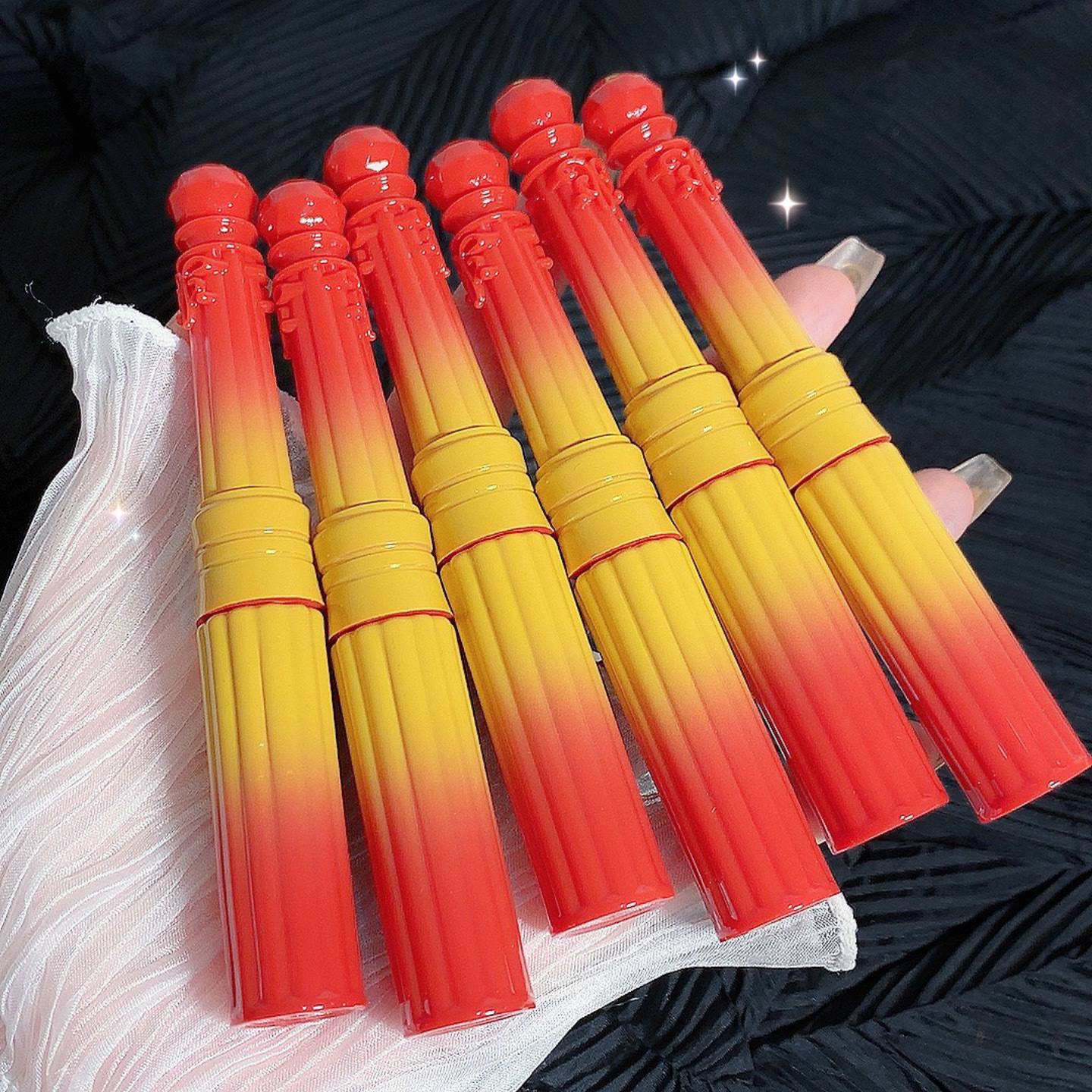 劳丽诗绒情波波唇釉唇泥持久不掉色不沾杯绒雾哑光滋润唇部口红