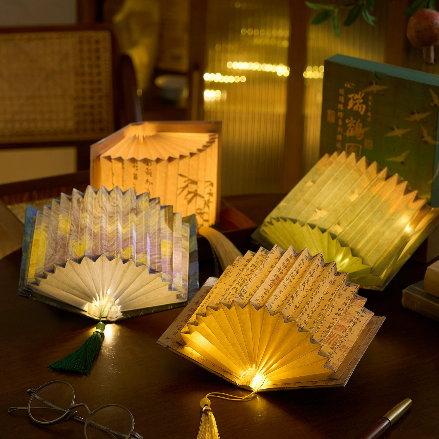 Ранний Мо DIY Национальный веерообразный книжный фонарь