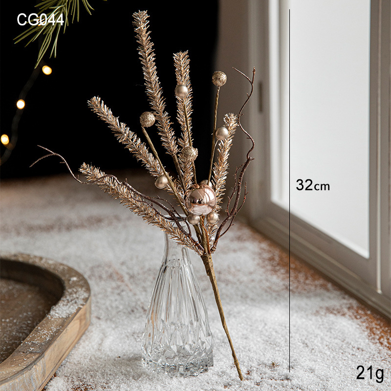 Ambiente de Navidad arreglo Candelabro decoración Garland árbol de Navidad rama ventana decoración de fondo brillante dorado cono de pino