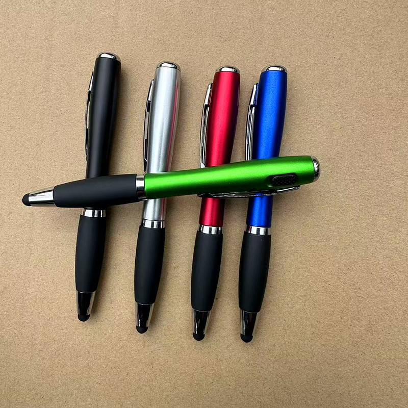 Lámpara capacitiva pincel pantalla táctil bolígrafo de impresión personalizado bolígrafo publicitario giratorio mayorista creativo bolígrafo multifuncional