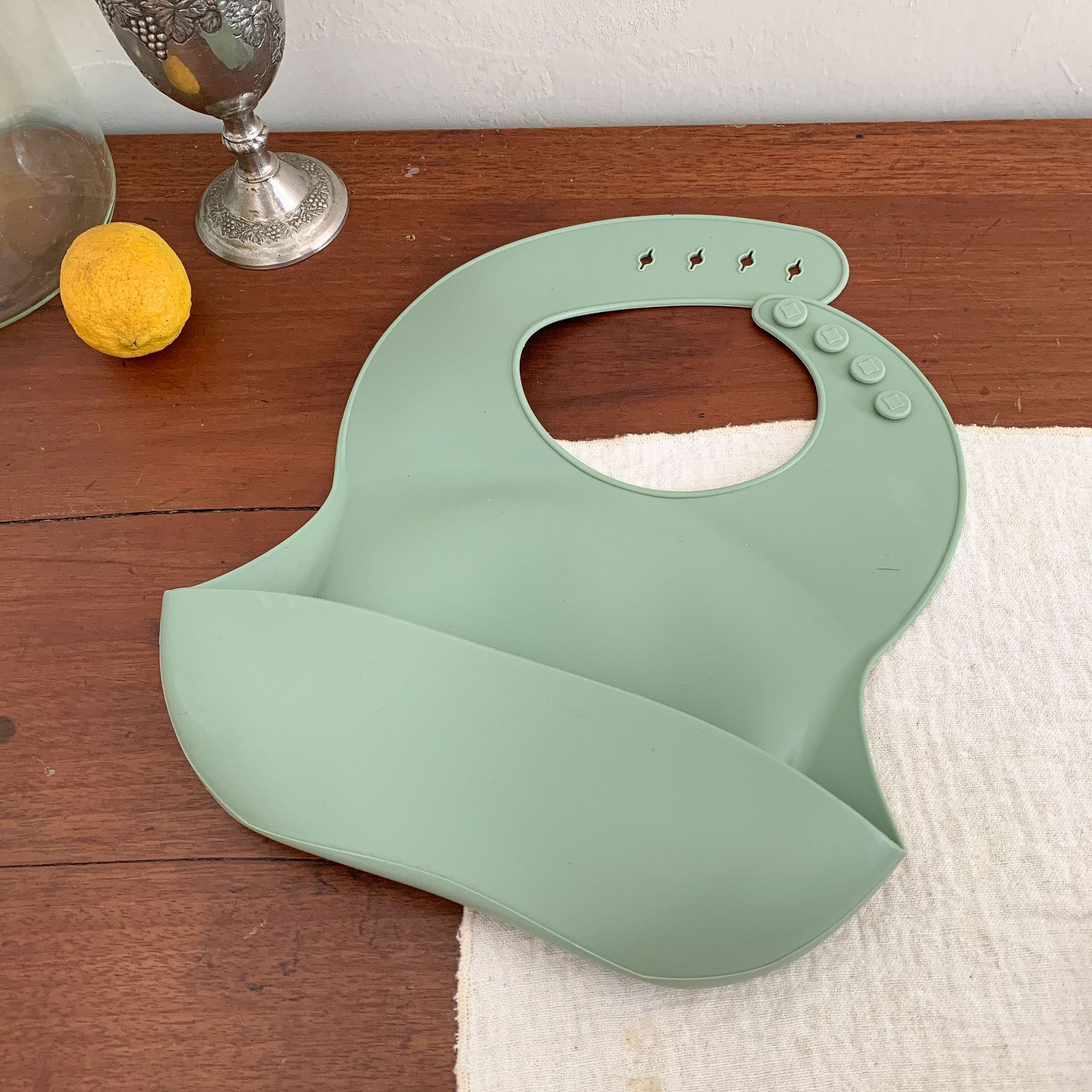 Ropa para niños de caña de pera babero de bebé de silicona para niños 2025 nuevo bebé niña alimentación toalla de saliva impermeable