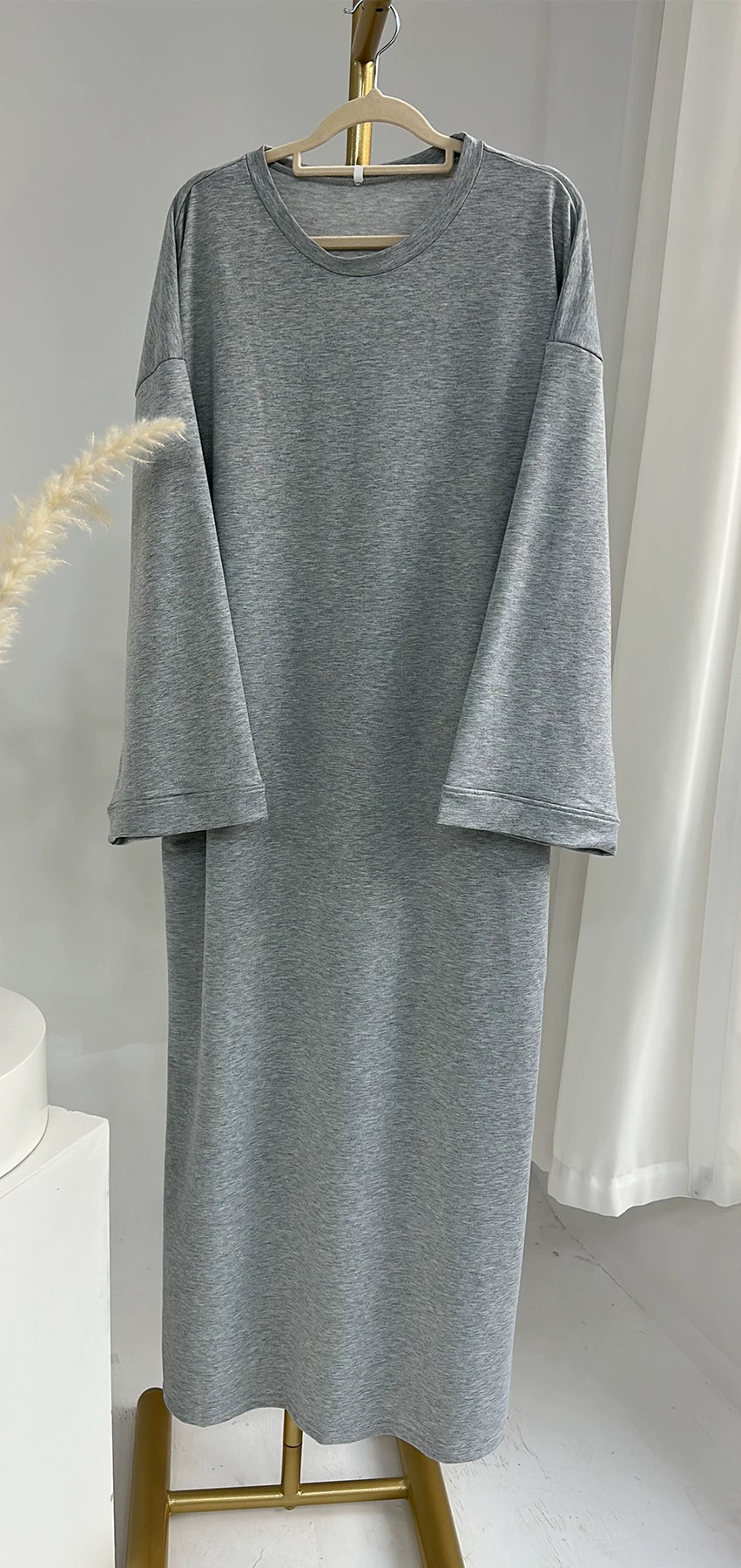 Loriya2024 Скорость на Дубай Дубай Ближний Восток Türkiye Dubai Непрозрачный цвет Sweat Dress LR737