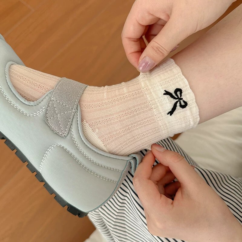 Women's Mid-Calf Socks with Bowknot, Mesh Socks, Summer Ultra-Thin Ballet Style Cute Japanese Jk Short Socks
