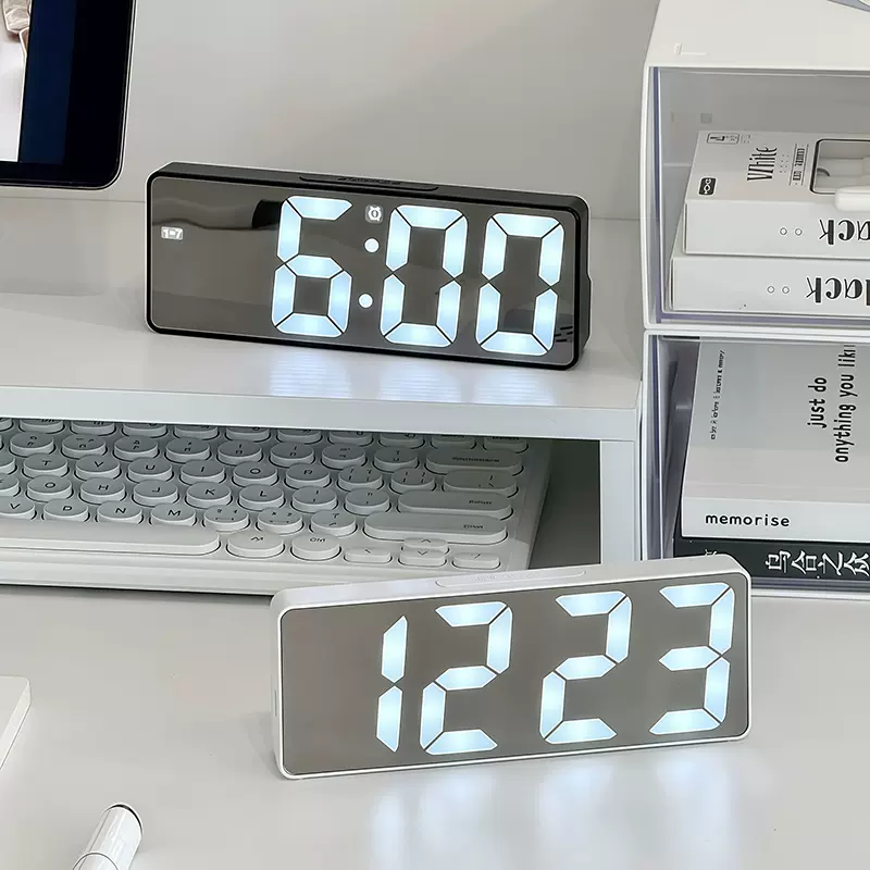 闹钟镜面数字时钟led夜光静音桌面床头ins摆件学生智能电子钟表