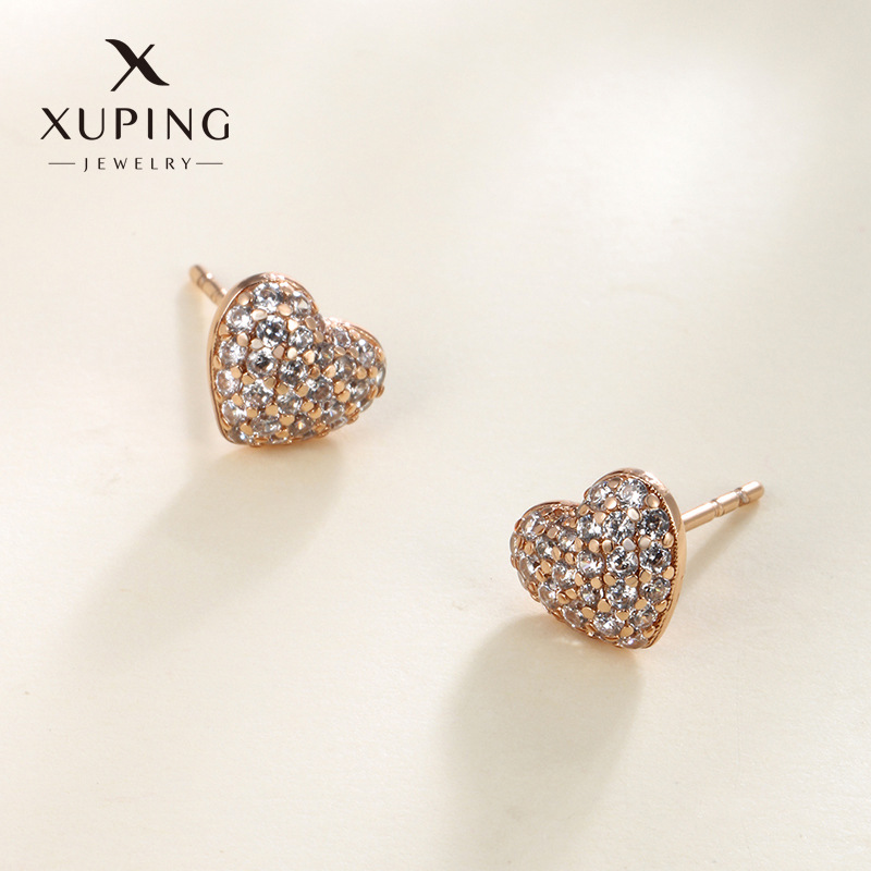 Joyas Xuping chapado 18K color diamante amor pendientes de moda ligera de lujo pernos de corazón nicho al por mayor