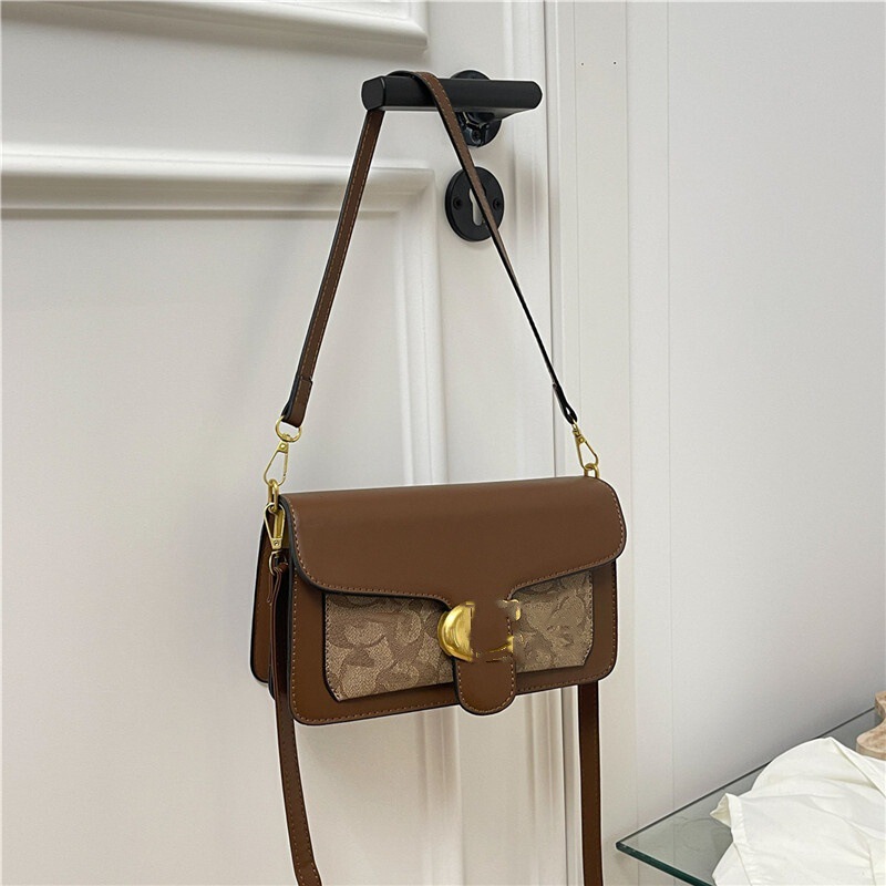 High-End Versatile Light Luxury Single Shoulder Crossbody Handbag 2026 New Women's Underarm Bag Foreign Trade Cross-Border Small Square Bag High-End Versatile Light Luxury Single Shoulder Crossbody Handbag 2026 New Women's Underarm Bag Foreign Trade Cross-Border Small Square Bag