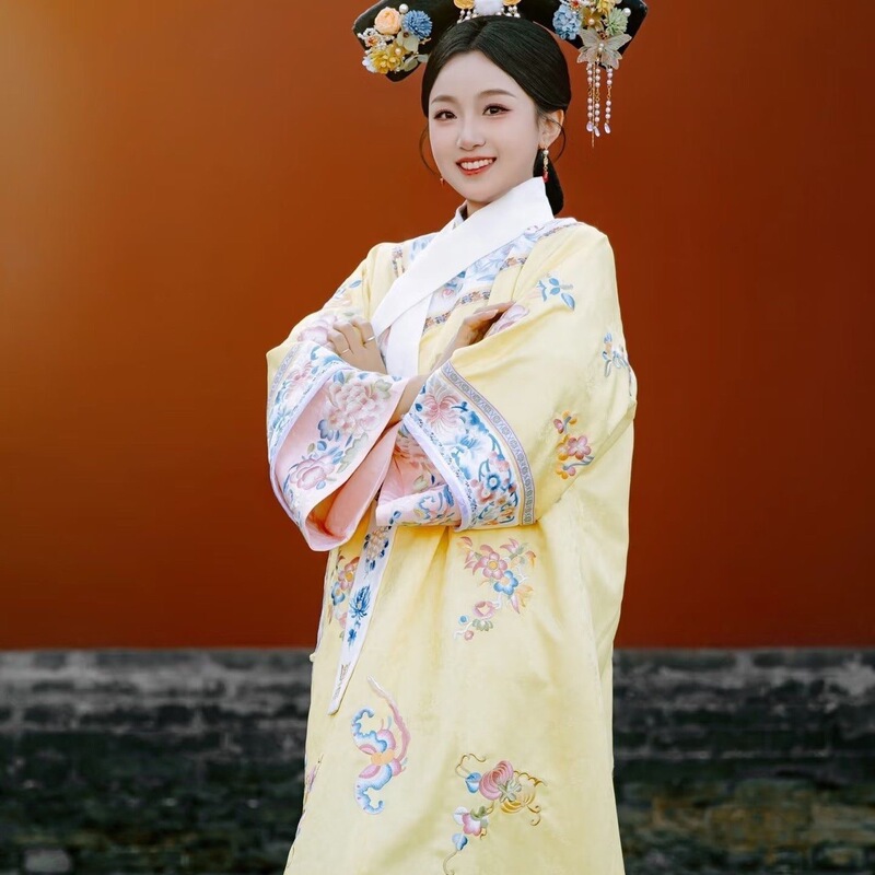 Women's Hanfu Imitation Embroidery Qing Dynasty Imperial Concubine Costume Qing Dynasty Clothing Printed Robe Chinese Princess Flag Dress Palace Attire
