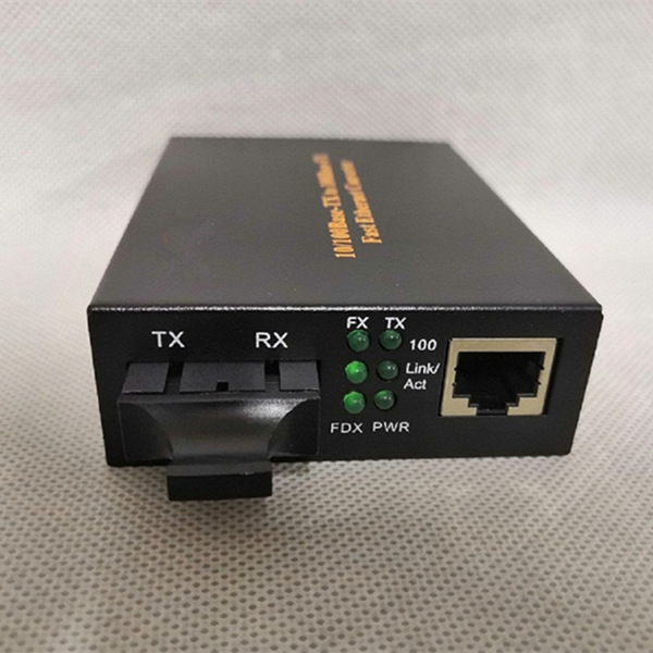 OL100CL-04B千兆光纤收发器（外置电源）