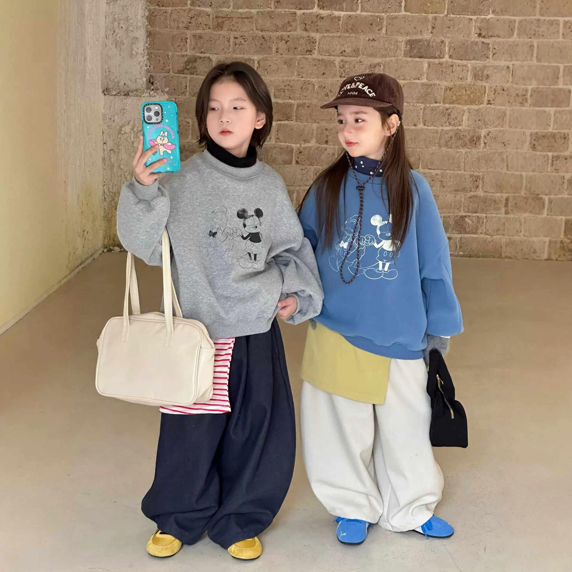 2025冬季新款韩版儿童卡通印花加绒卫衣男童百搭休闲宽松上衣洋气