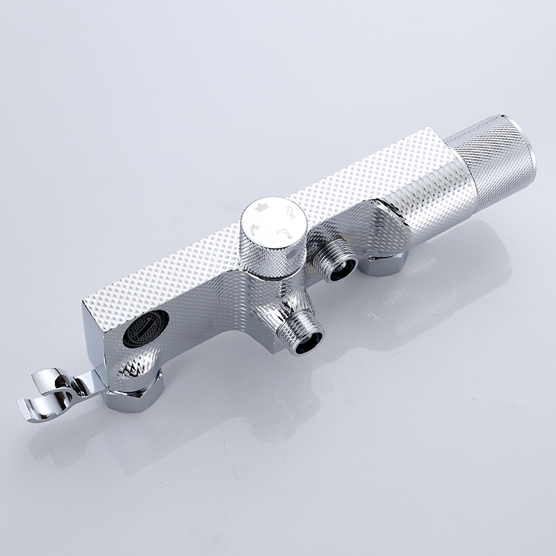 Juego de ducha de latón galvanizado de cuatro velocidades tallado transfronterizo Gypsophila redonda pistola rociadora oculta el grifo