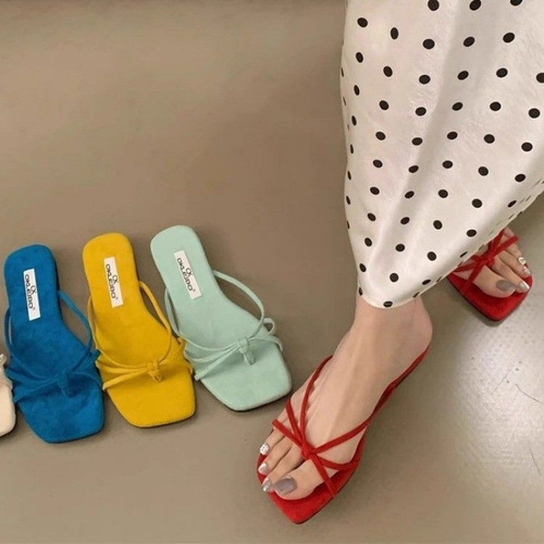 Stylish flat sole absolutely beautiful women's summer outdoor sandals 2025 high-end soft bottom beach sand wedge sandals