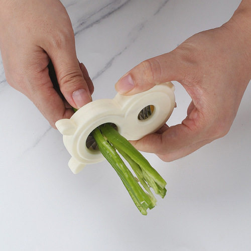 Onion shredded knife, ultra-thin onion shredded artifact, kitchen gadget, grater, green onion grater, shredded multifunctional vegetable cutter