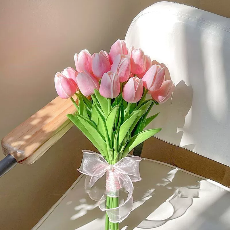 Korean-style simulated tulip bouquet, hand-held wedding/ceremony prop, multi-count LED and non-LED options