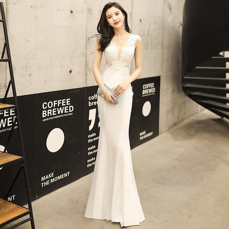 White Fishtail Dress 2026 New Style Elegant Socialite Dress Long Dress Host Banquet Evening Dress