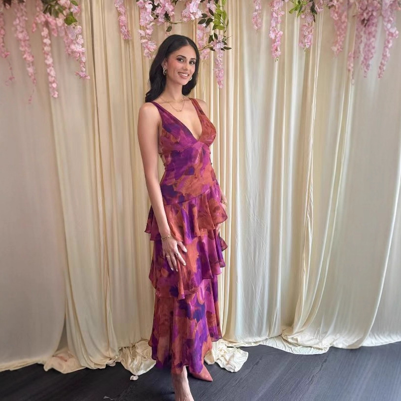 Cross-Border 2025 European and American Pure Lust Sexy Halterneck Dress Women's Chiffon Summer New Slim Fit Ruffle Skirt