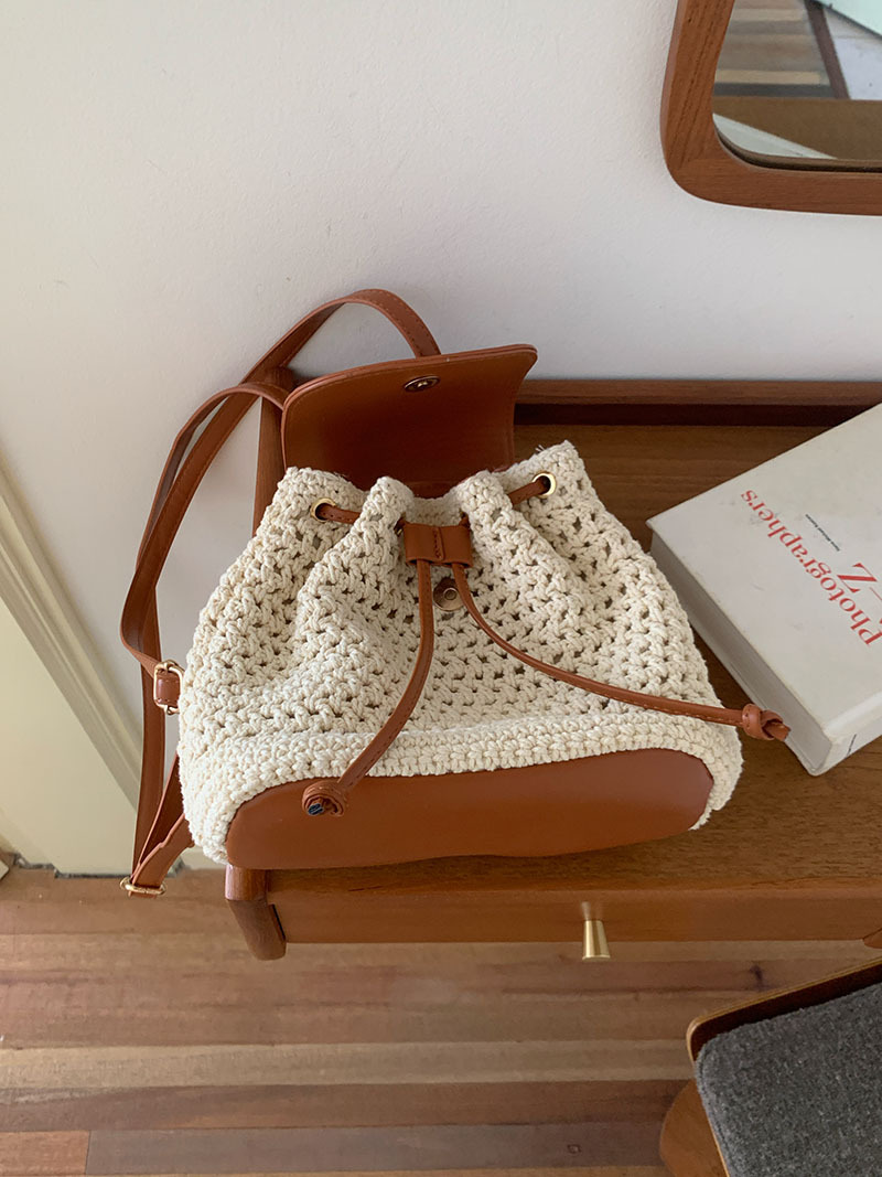 Bolsa de ombro para mulheres 2024 nova bolsa versátil para férias na praia, mochila de viagem com cordão de tecido de grama_voghion.com