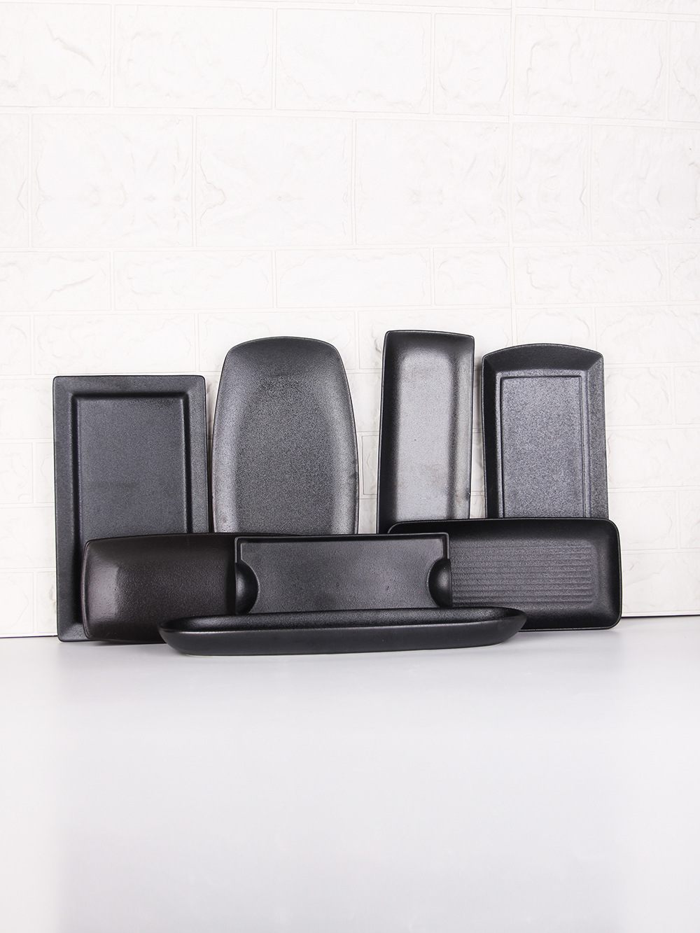 Al aire libre fácil de limpiar de almacenamiento cuadrado esmerilado negro placa de cocción de cerámica placa de filete occidental placa plana bandeja de plato frío