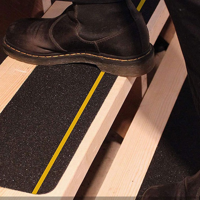 PET tira reflectante antideslizante cinta adhesiva esmerilada escalera advertencia de seguridad antideslizante antidesliz