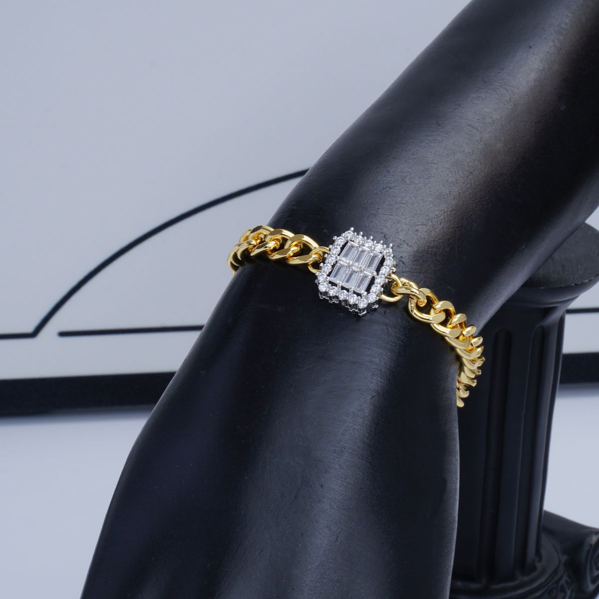 Retro fashionable copper square synthesized universal bracelet with…