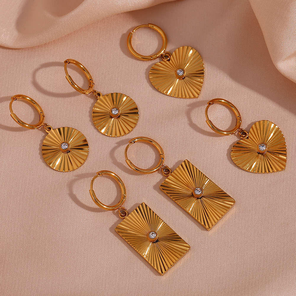 Fashion Geometric Heart Shape Stainless Steel Plating Zircon Pendant Necklace 1 Piece