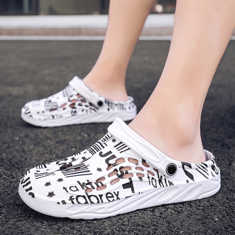 Sandalias de los hombres de verano al aire libre zapatillas al aire libre sandalias de playa zapatos de los hombres de moda de doble uso personalizado agujero deportes zapatos de moda