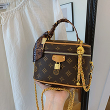 �W�t����Ů2025�¿�͹�ӡ��С�����μ��������ͨ��б���Ů��