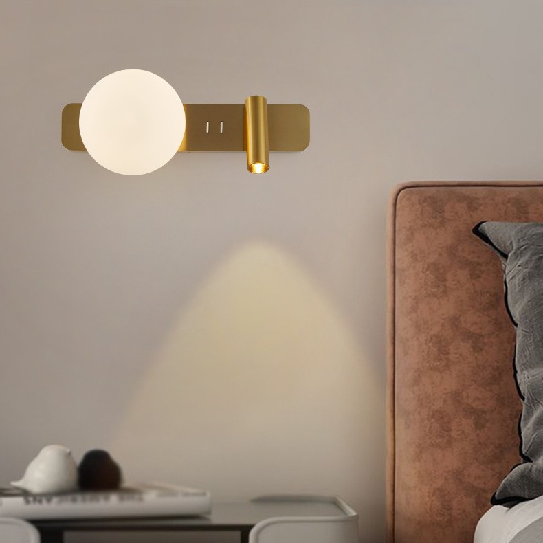 Casual Hotel and B&B Wall Lamp, Bedroom Bedside Study, Creative Accessible Luxury High-End Wall Lamp, Reading Eye Protection Spotlight