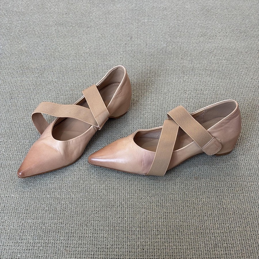 Elegant Mary Jane shoes pointed-toe low-cut with hidden heel