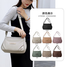 大容量女士逛街单肩包休闲防水尼龙布包时尚斜挎包驰豹简约通勤包