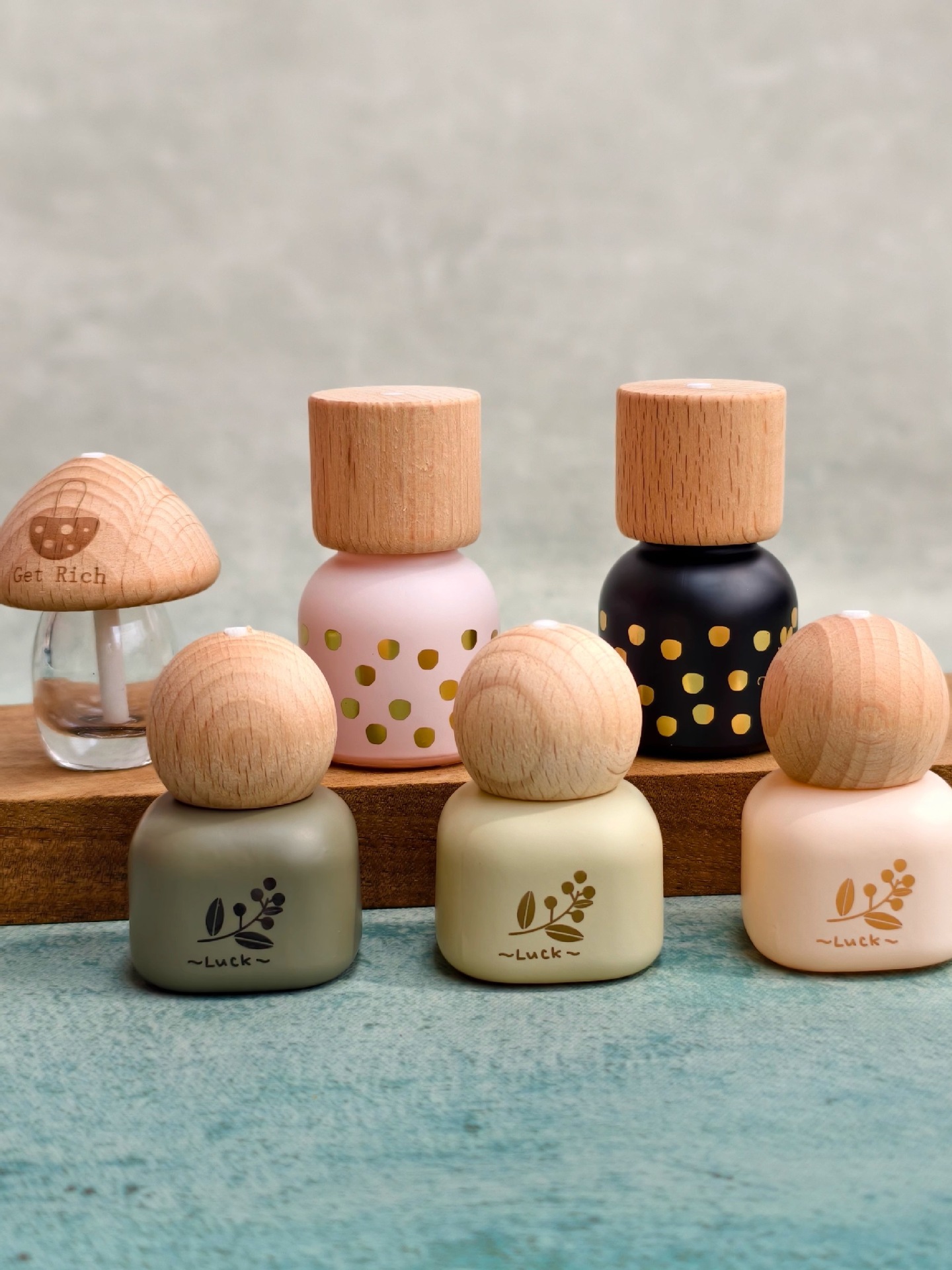 香水香精香薰液精油挥发瓶香氛散香扩散器挥发木迷你香薰瓶小摆件