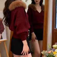 2025秋冬慵懒风毛领V领针织衫女秋冬宽松收腰毛衣可外穿内搭上衣