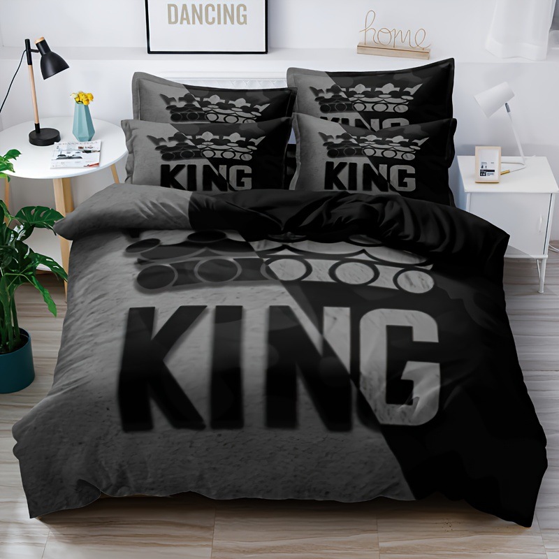 Elegant duvet cover with down