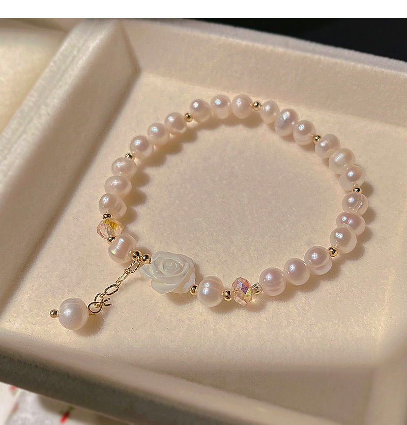 Elegant Flower Pearl Beaded Bracelets display picture 4