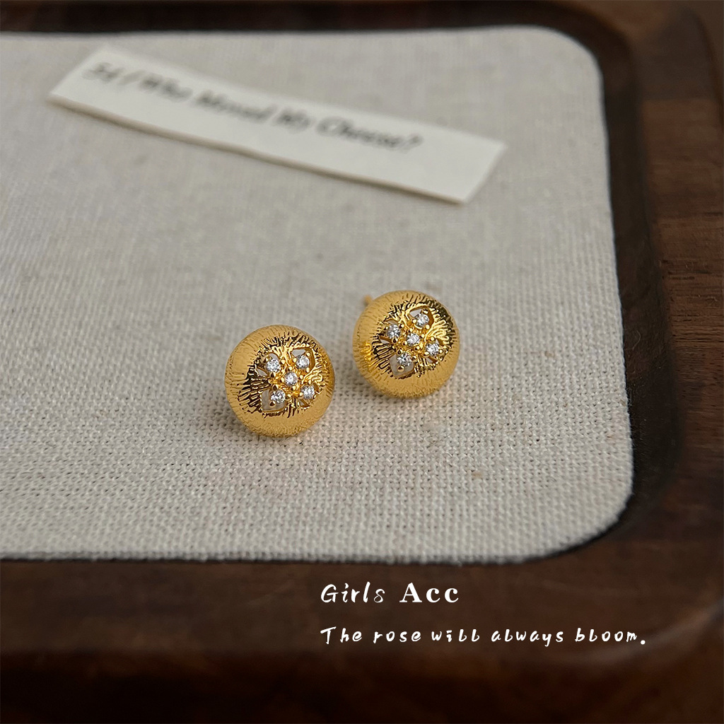 耳语_0012_耳语场景新水印 拷贝 12.jpg