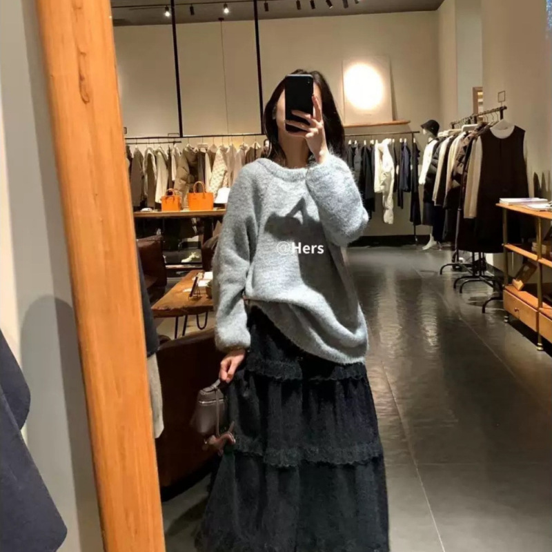 YS秋冬韩系高级感小女人气质设计感露背针织衫波点丝巾软糯毛衣女|undefined