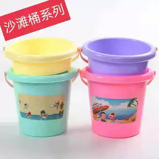 Пластиковые игрушки для песка и воды: вёдра рыбалка