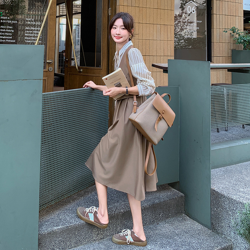 Papaya Milk Spring and Autumn New Style Striped Stitching Elegant Elegant Korean Style Long Sleeve Elegant dress Fake Three-Piece Women's Fashion Papaya Milk Spring and Autumn New Style Striped Stitching Elegant Elegant Korean Style Long Sleeve Elegant dress Fake Three-Piece Women's Fashion