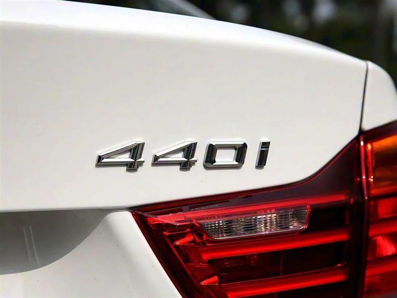 Suitable for new and old models of BMW 420i, 425i, 428i, 430i, 435i, and 440i; includes front, side, rear, and tail emblems