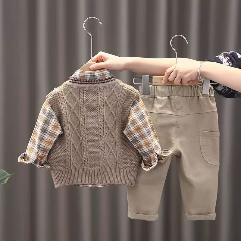 Летняя весна-лето одежда, детский комплект, свитер, демисезонный жилет для отдыха, западный стиль, корейский стиль, комплект из 3 предметов