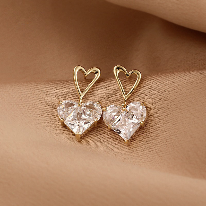 Earrings Classification Lady Fashion Simple Style Heart Rhinestone Artificial Gemstones Earrings